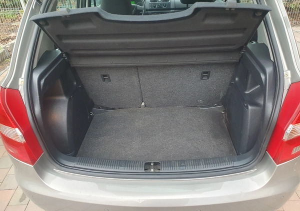 Skoda Fabia cena 15000 przebieg: 169855, rok produkcji 2010 z Swarzędz małe 277